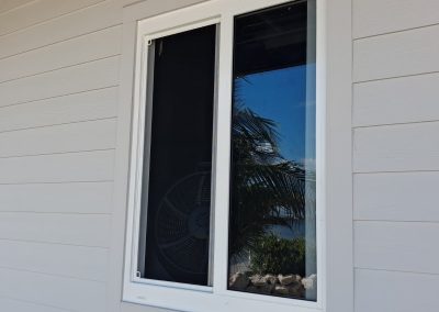 Pino Windows of the Keys