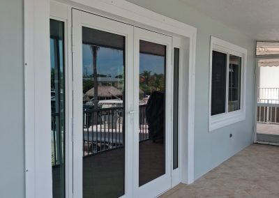 Pino Windows of the Keys