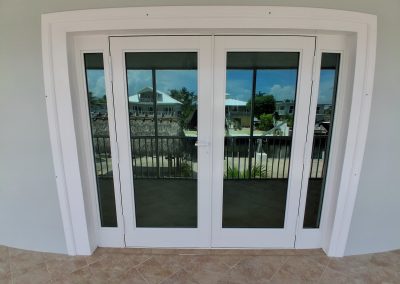 Pino Windows of the Keys