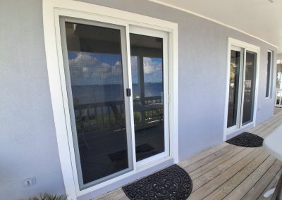 Pino Windows of the Keys